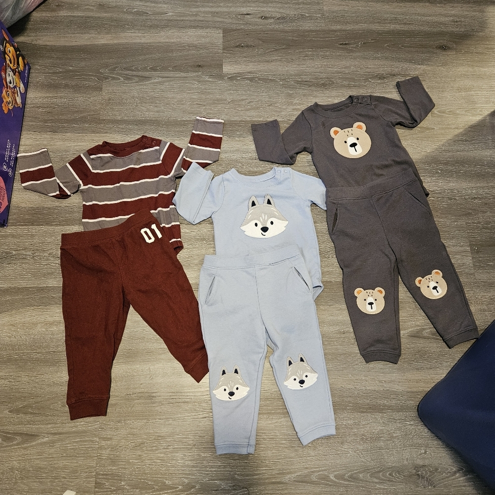 Baby long sleeve onesie and matching pants bundle